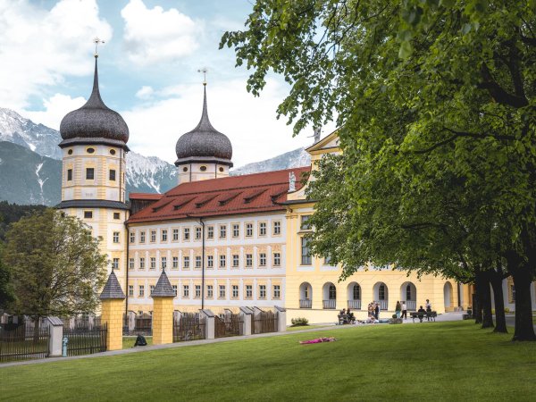 Jakobsweg „Tirol-Allgäu“ von Stams bis Obsteig