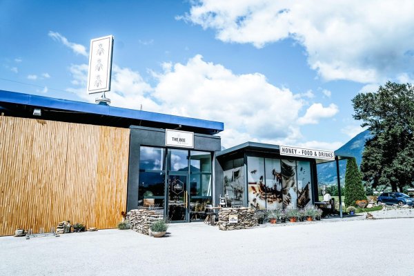 THE BEE house - Genussladerl