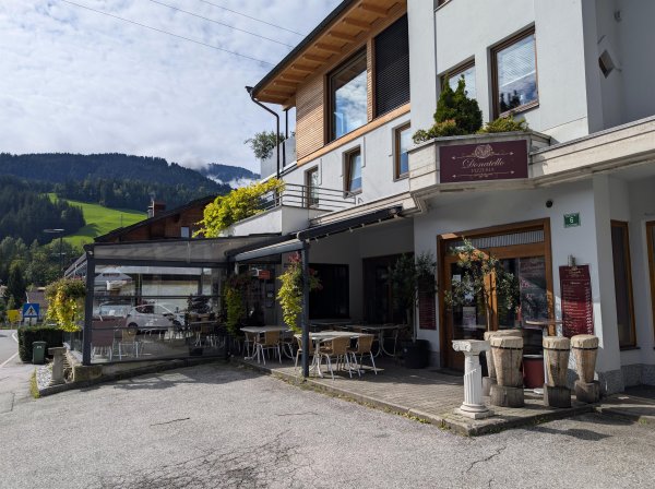 Scheffau_Pizzeria_Donatello_Außenansicht
