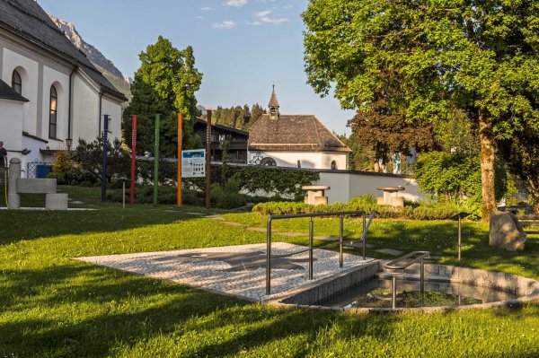 Scheffau_Ortskern_Kneipp_Sommer