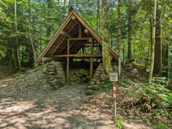 Scheffau_Kneippweg_Stempelstelle_Sommer