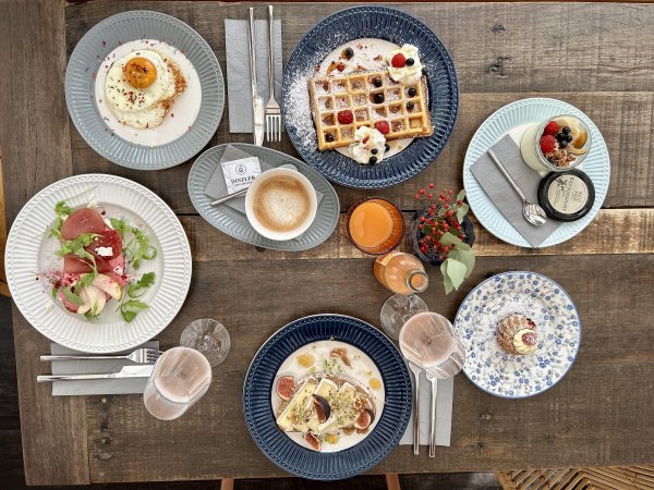 Fika Bunt Volles Frühstück