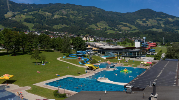 Adventure outdoor pool & thermal spa Zillertal
