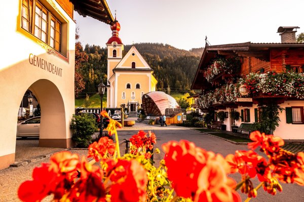 Going_Kirchplatz Herbst_Wilder Kaiser