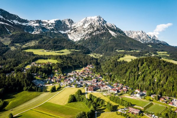 Scheffau_Ortsansicht_Wilder Kaiser