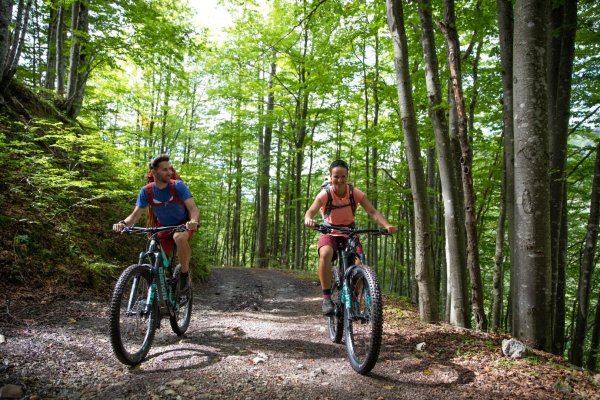 Scheffau_Zustieg Klettergebiet Multerkar/Treffauer_E-Bike_Wilder Kaiser