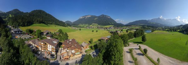 Söll_Sommerpanorama-Hexenalm-2_Wilder Kaiser
