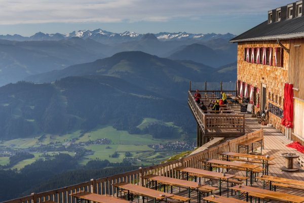 Ellmau_Gruttenhütte_Terrasse_Wilder Kaiser