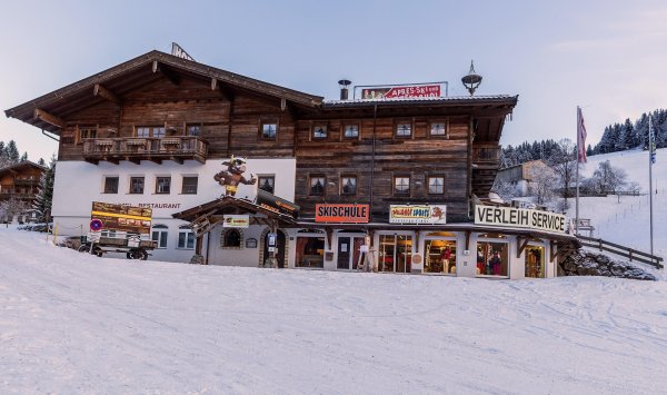 Waldhof Sports Skiverleih