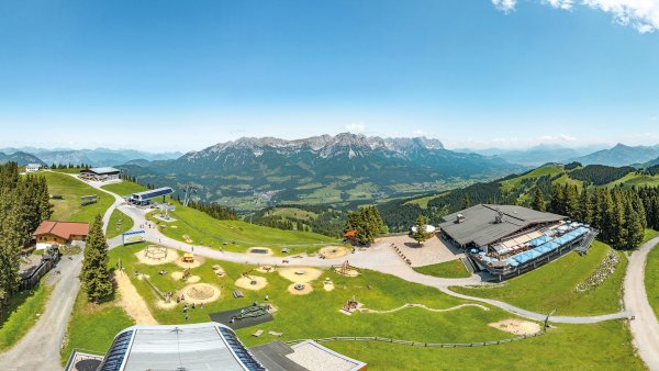 Scheffau_KaiserWelt_Spielplatz_Panorama