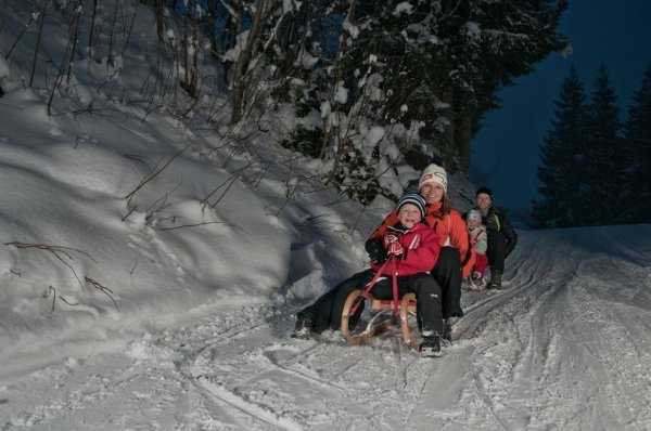 Söll_Rodelverleih_WilderKaiser