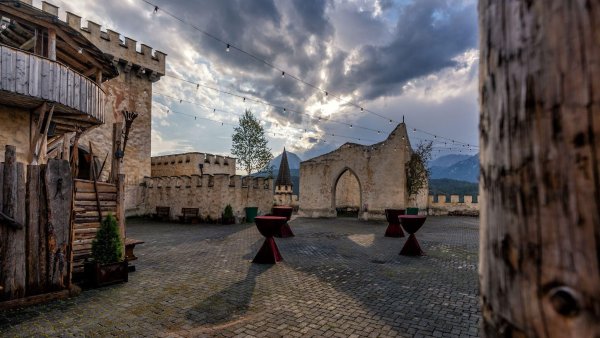 Magic Castle, beer garden & knights' hall