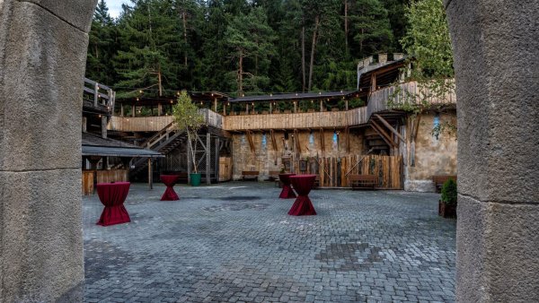 Magic Castle, beer garden & knights' hall