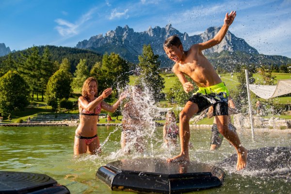 Going_Badesee_Kinder im Wasser_Wilder Kaiser
