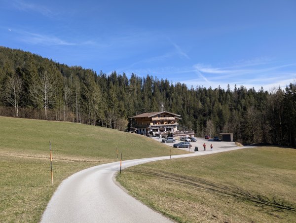 Scheffau_Jägerwirt_Winter_Frühling
