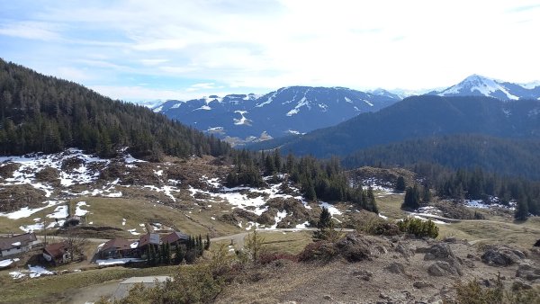 Scheffau_Walleralm_Aussicht vom Kreuz_Februar_März
