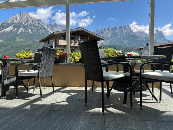 Terrasse mit Blick Relax Bar