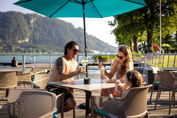 Bistro "See-la-vie" im Gerlitzenbad