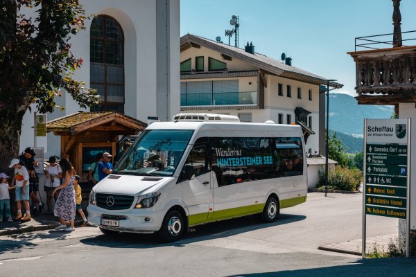 Scheffau_Hintersteiner Seebus_Wilder Kaiser
